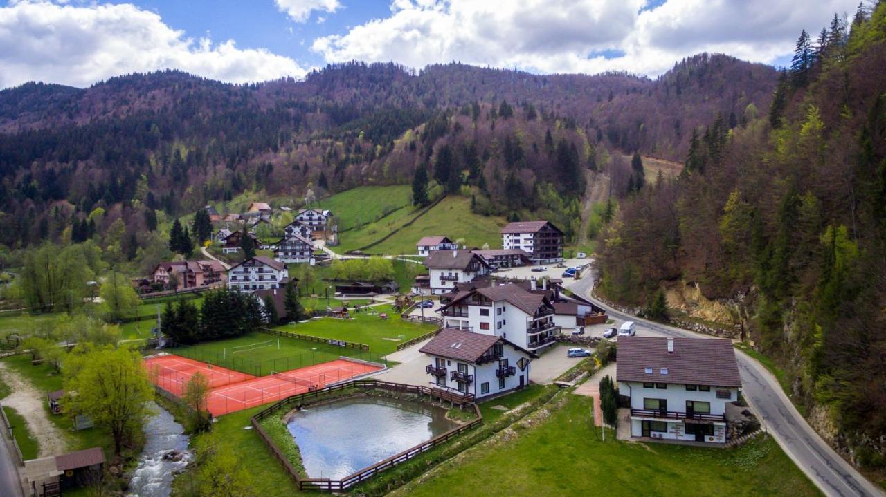 Resort Cheile Gradistei Moieciu Moeciu De Sus Exterior foto